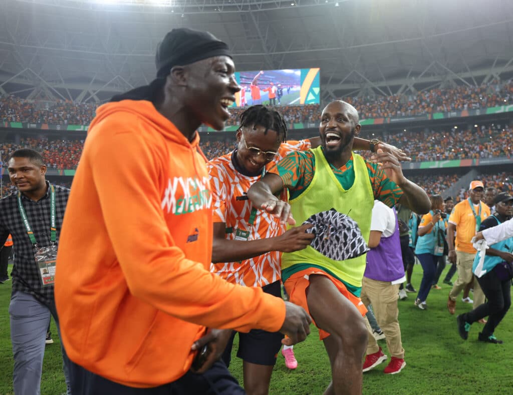 , Côte d’Ivoire : “ils vont desserrer”, la danse endiablée des joueurs et du président